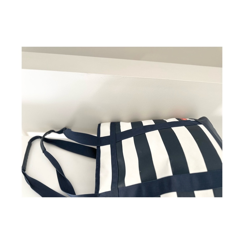 Helly Hansen Navy and White Striped Tote - Picture 5 of 7